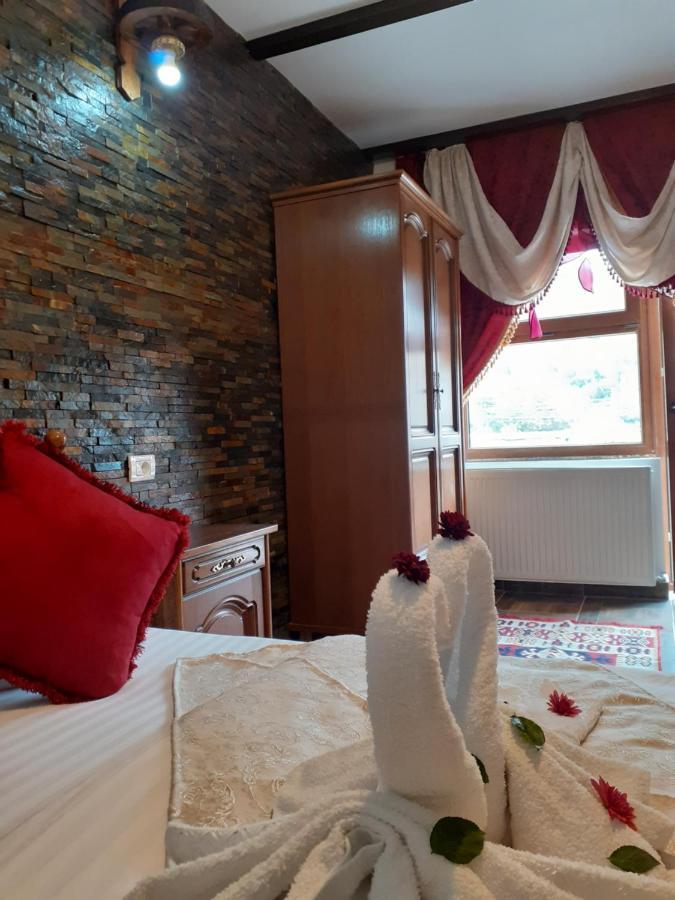 Pensiunea Dracula & Spa Căpăţîneni-Ungureni Exteriör bild