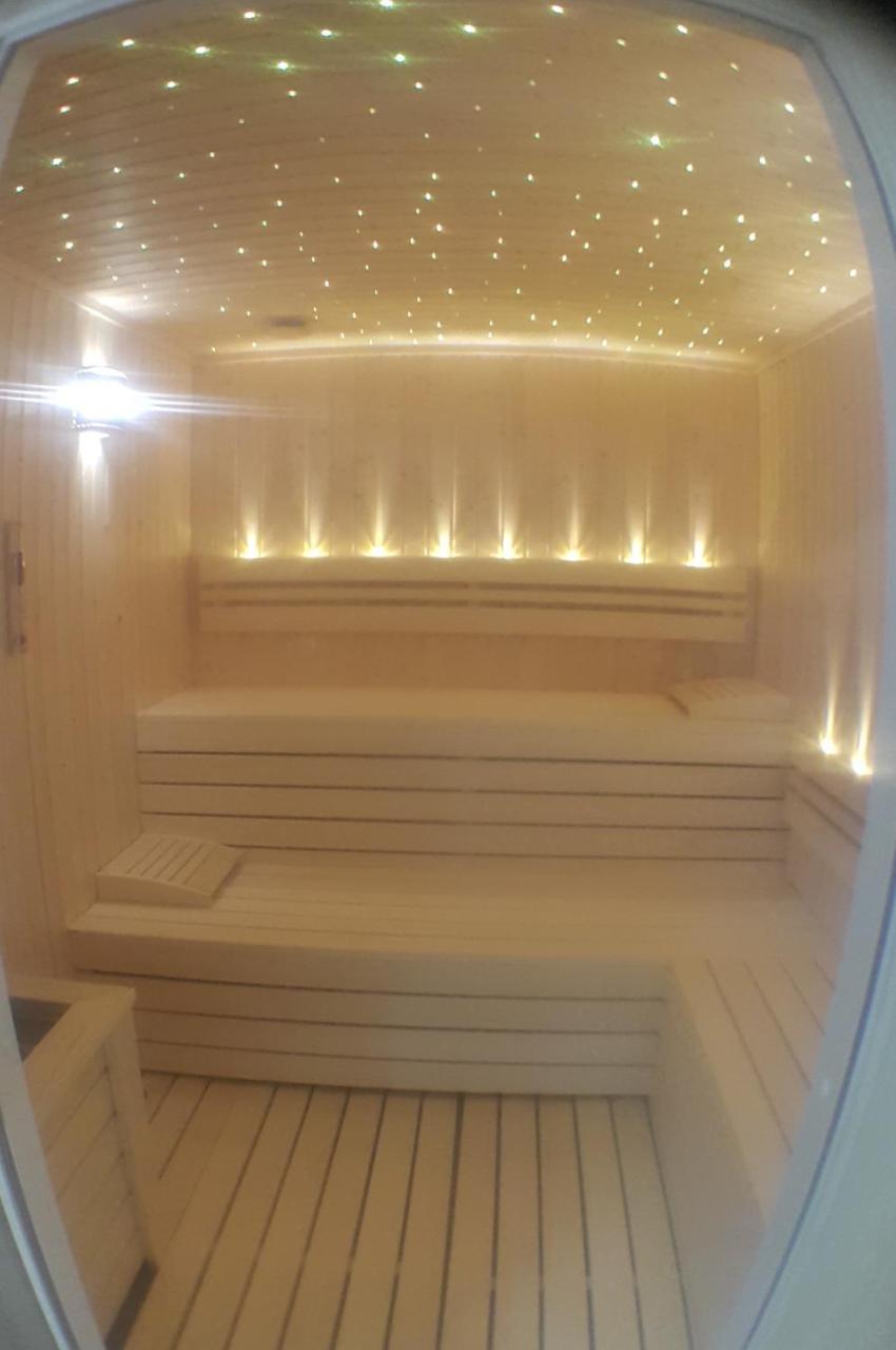 Pensiunea Dracula & Spa Căpăţîneni-Ungureni Exteriör bild